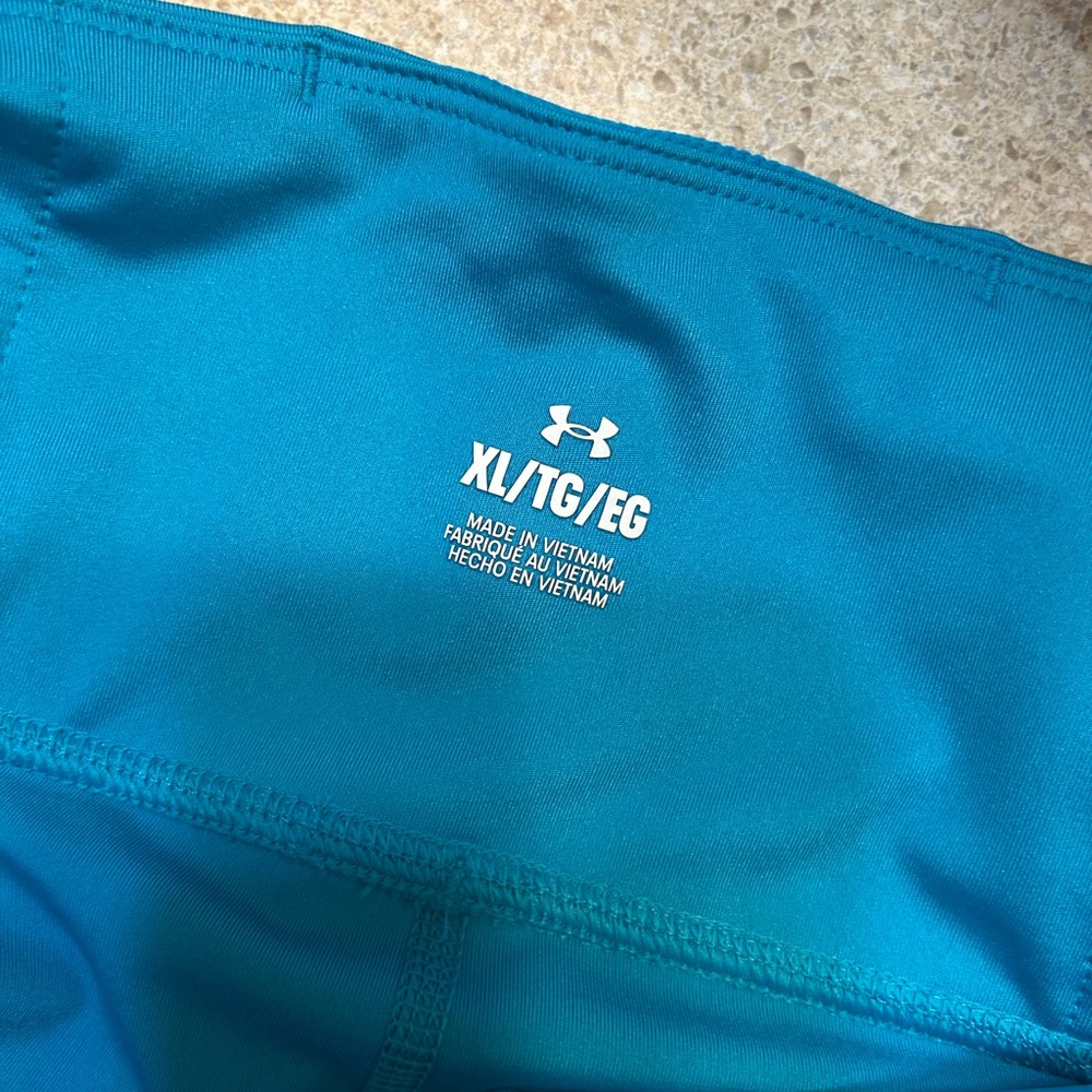 Under Armour Aqua Blue Performance 7/8 Athletic Leggins XL